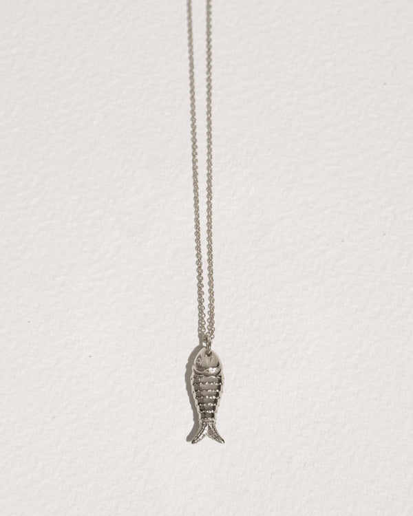 silver fish pendant necklace